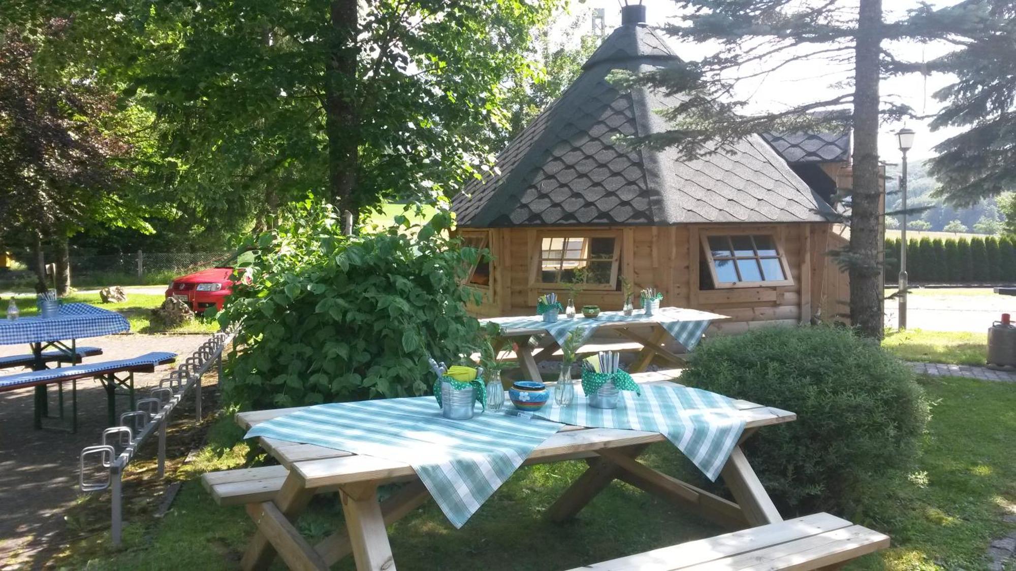 Готель Stahlecker Hof Lichtenstein  Екстер'єр фото